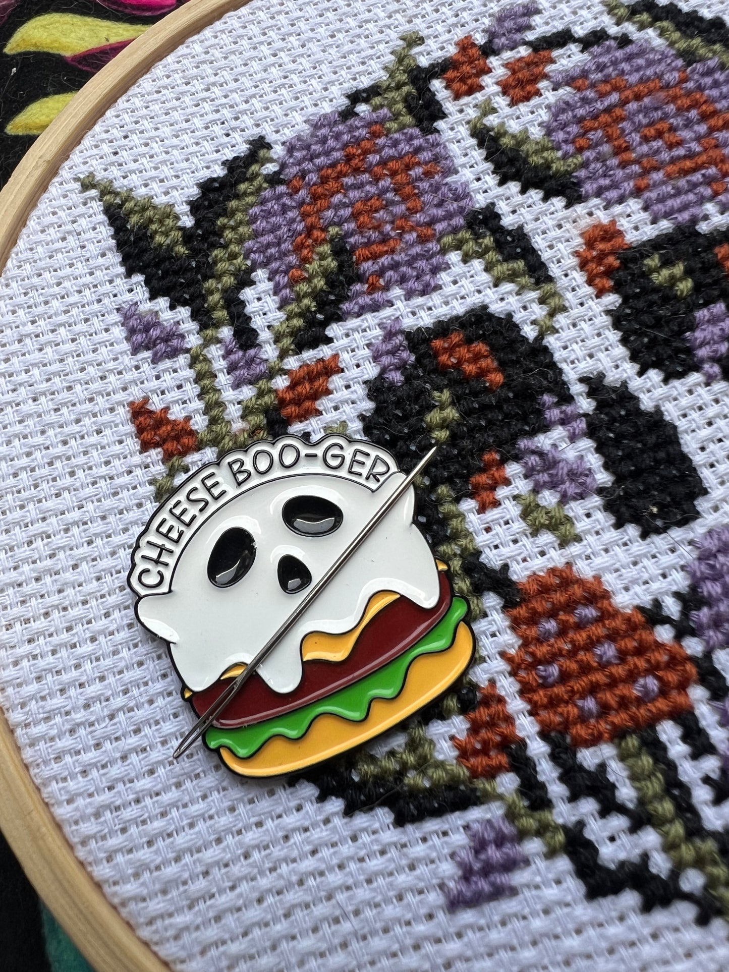 Cheese Boo-ger magnetic needle minder
