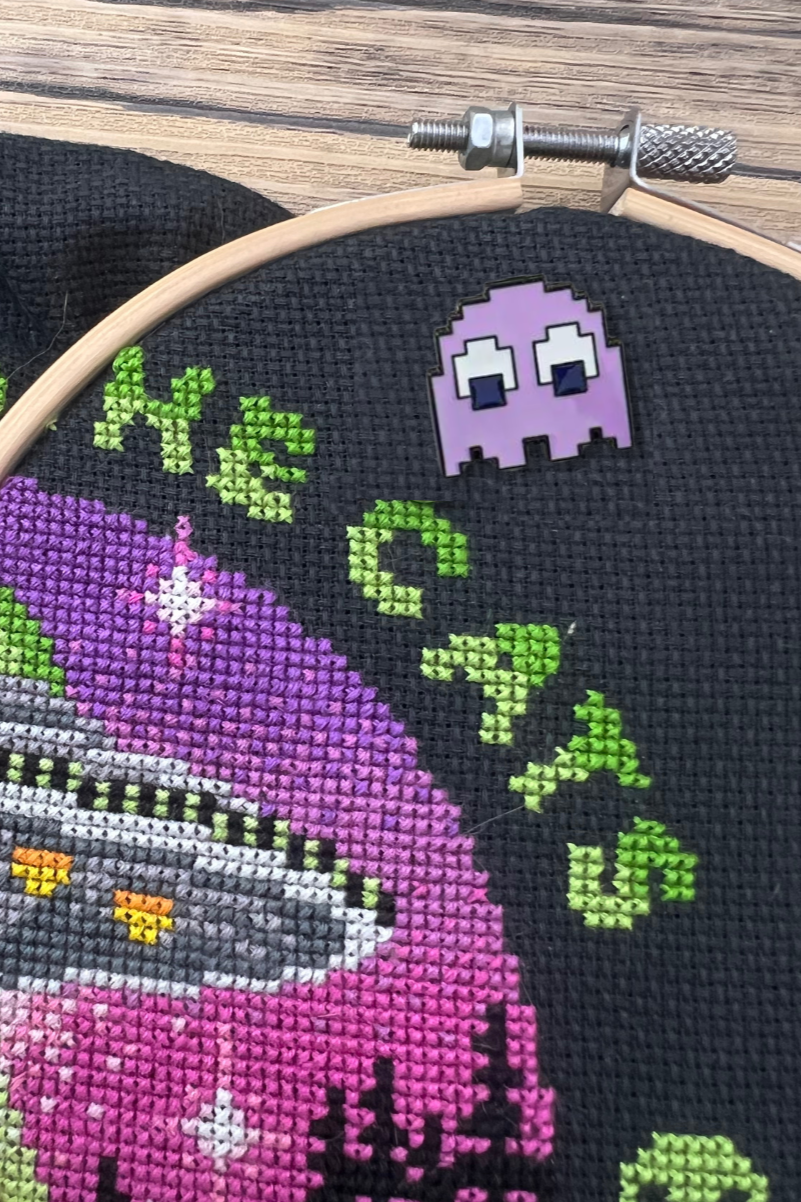 Pac-Man Purple Ghost needle minder