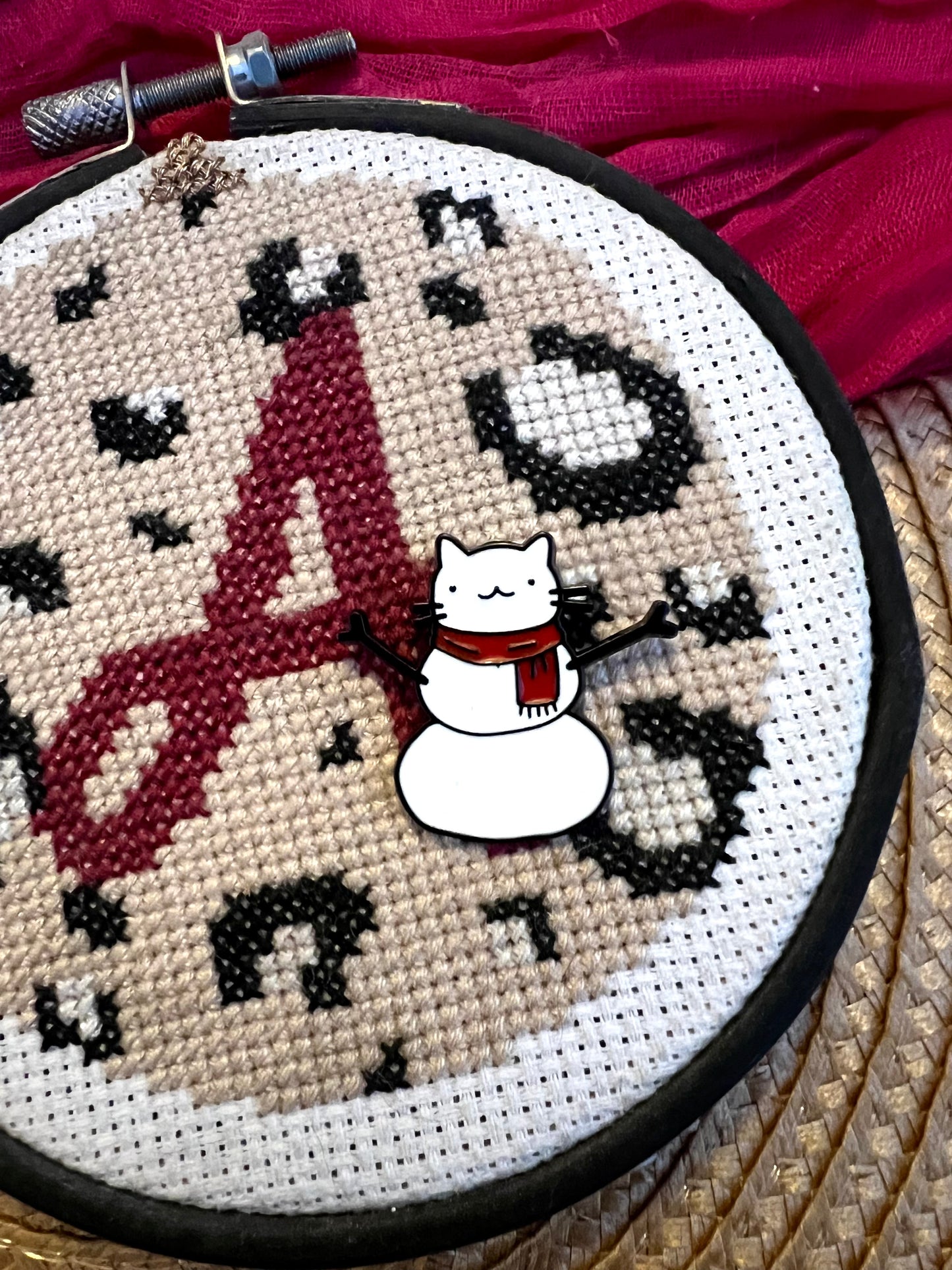 Christmas Cat magnetic needle minder