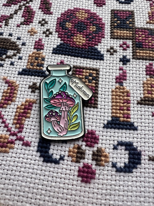 Mushroom Potion magnetic needle minder