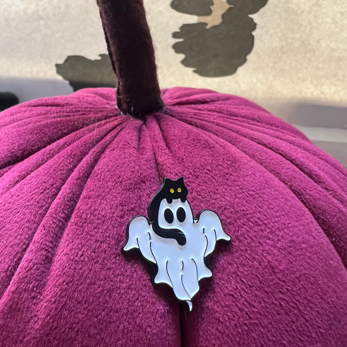 Ghost Cat 2 magnetic needle minder