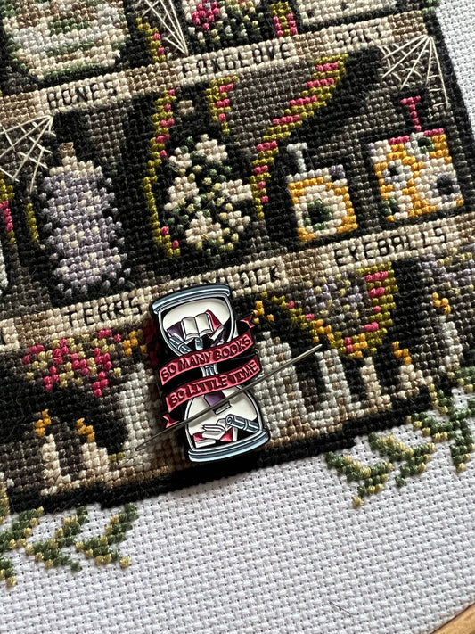 So Many Books magnetic needle minder