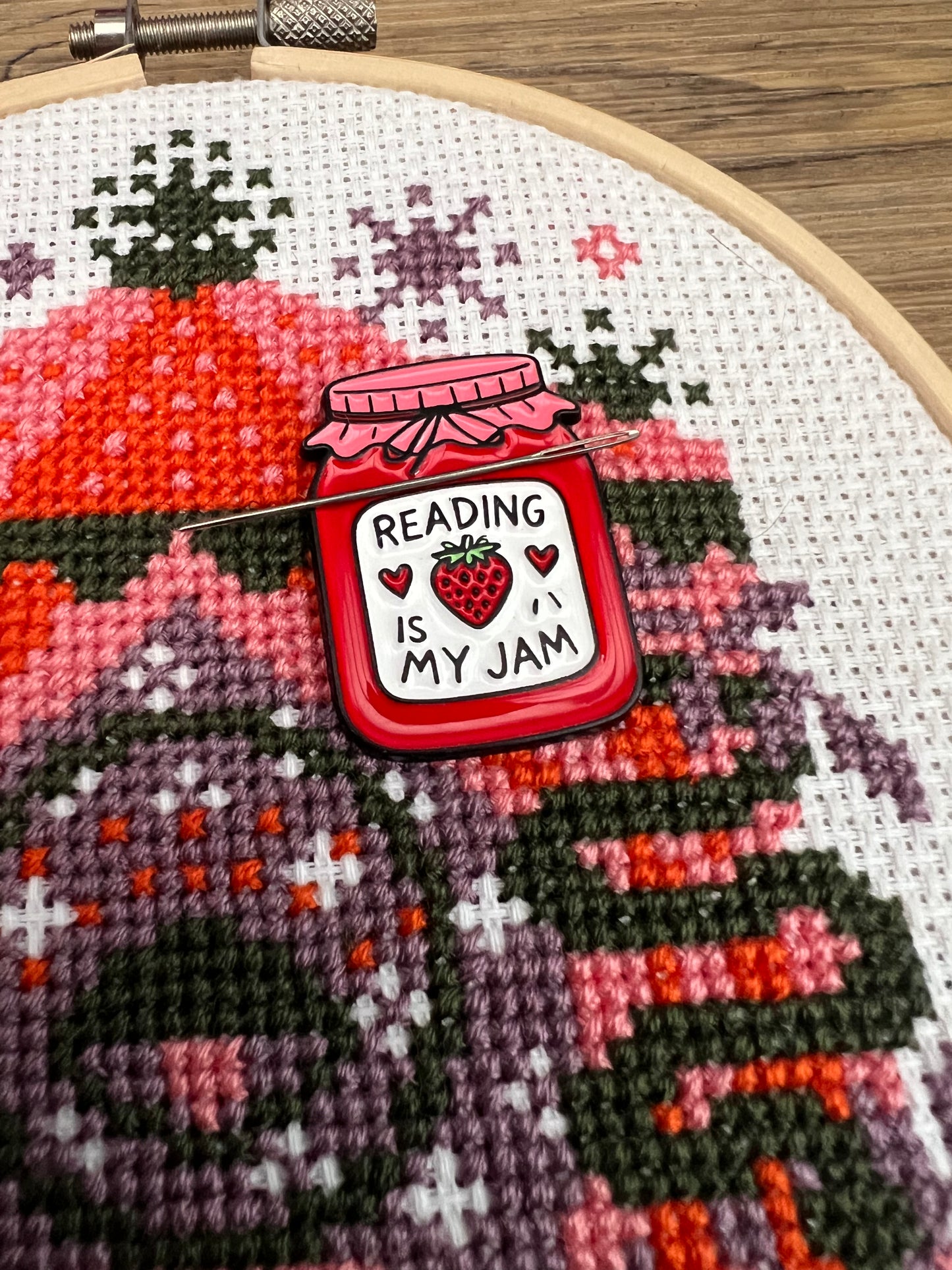 Reading is my Jam magnetic needle minder