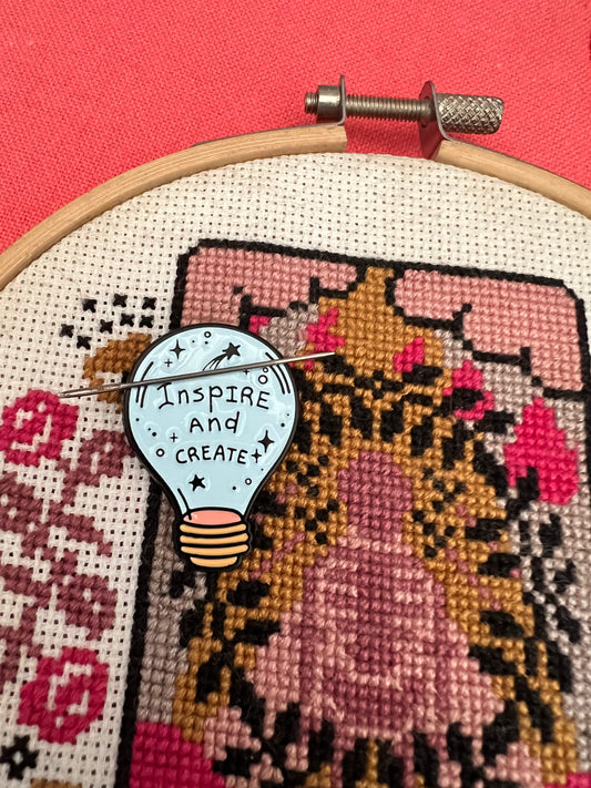 Inspire & Create magnetic needle minder