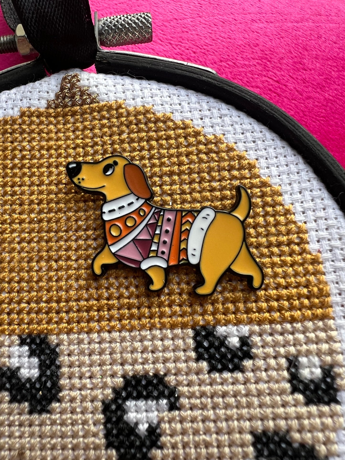 Christmas Jumper Dog magnetic needle minder