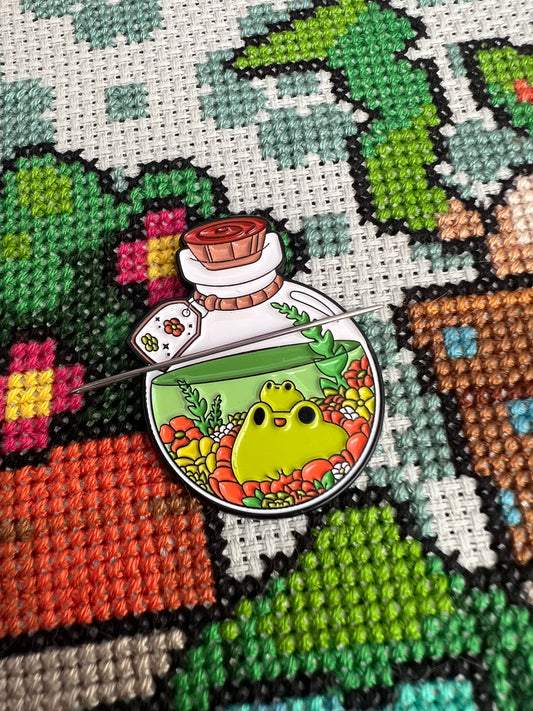 Frog Potion magnetic needle minder