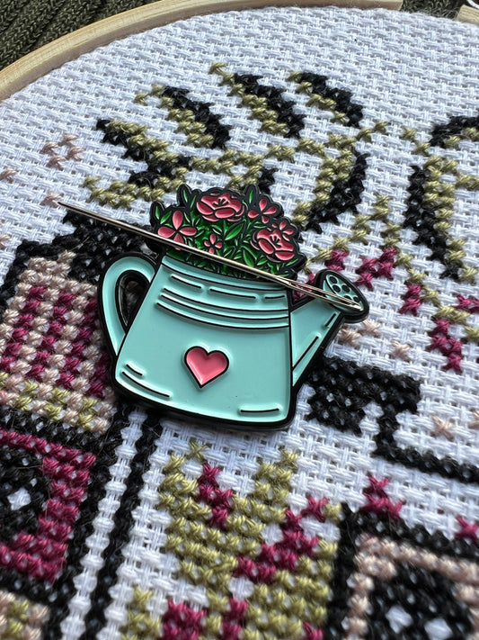 Watering Can magnetic flower needle minder