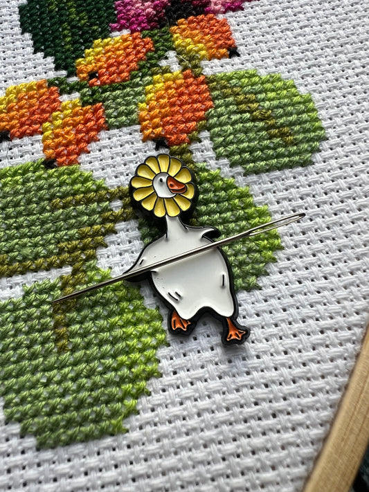 Goosey gander magnetic needle minder